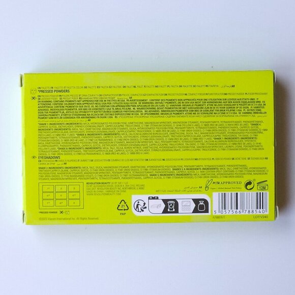 Makeup Revolution X Emily In Paris Camera Queen PALETTE BNIP - Picture 4 of 5